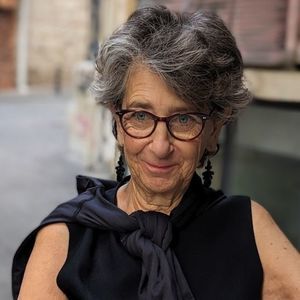 Meet your Posher, Debra